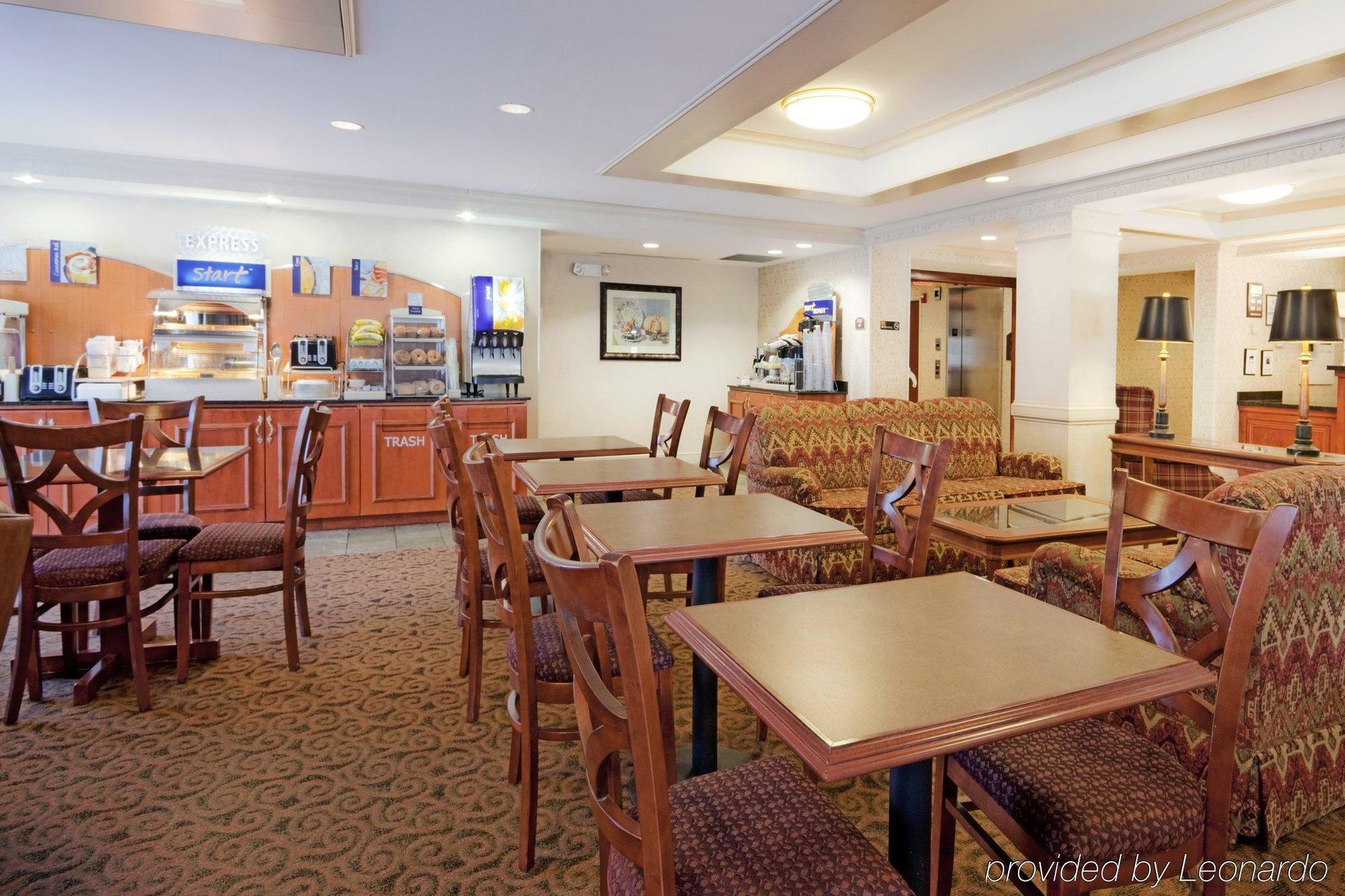 Holiday Inn Express Hotel & Suites Auburn By Ihg Restaurant bilde