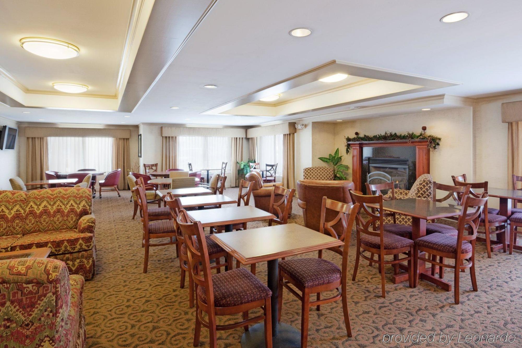 Holiday Inn Express Hotel & Suites Auburn By Ihg Restaurant bilde